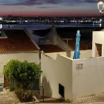 Edificio Tomas דירה *