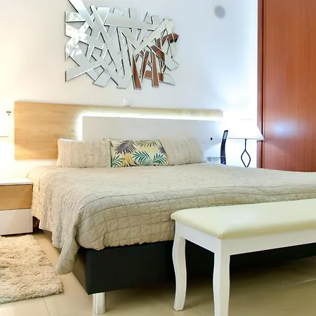 Apartamento Edifício Tomás Ferragudo (Faro)