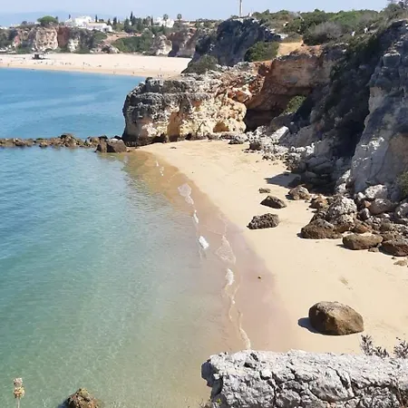 Edificio Tomas Apartment *