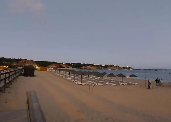 Edificio Tomas Lägenhet