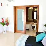 Edificio Tomas Apartament *